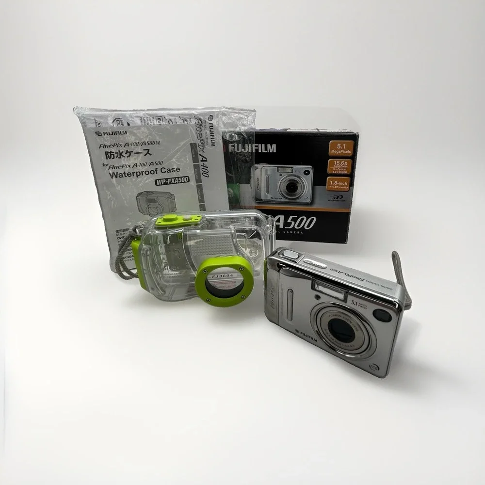 Fujifilm FinePix A500 Digital Camera Tested Excellent Condition Waterproof Case